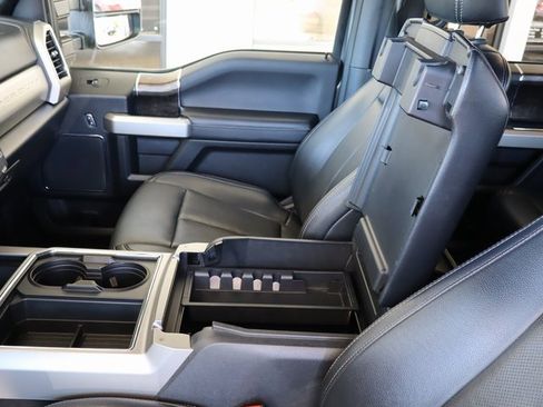 Used 2022 Ford F250 Lariat w/ Lariat Ultimate Package image 49