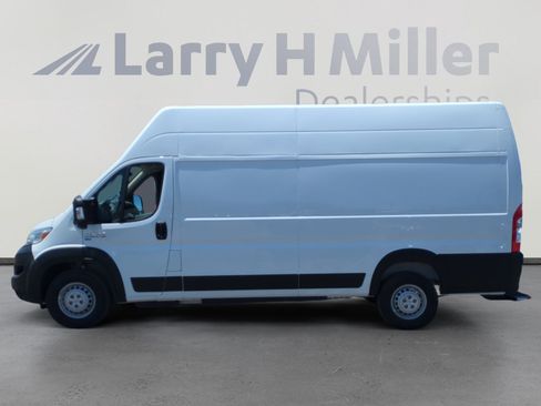 New 2024 RAM ProMaster 3500 w/ Delivery Van Package image 2