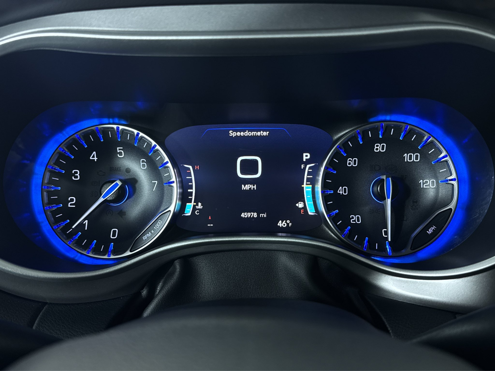 Used 2025 Chrysler Pacifica Select FWD image 15