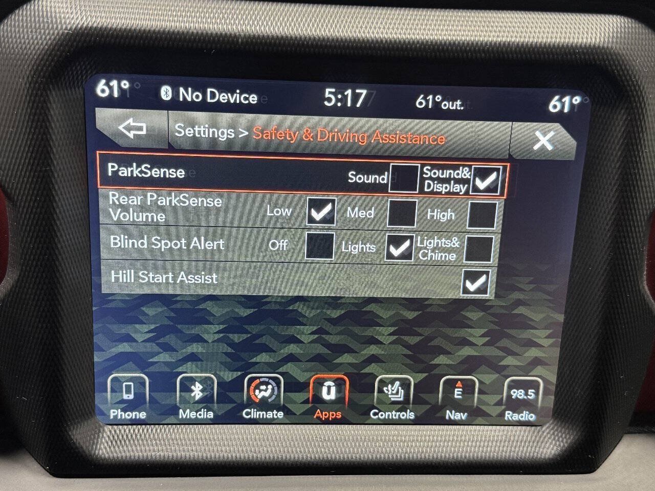 Used 2019 Jeep Wrangler Unlimited Rubicon w/ Uconnect 4C Nav & Sound Group AWD/4WD image 34