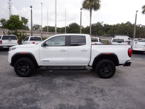 Used 2025 GMC Canyon Elevation w/ Convenience Package AWD/4WD image 3