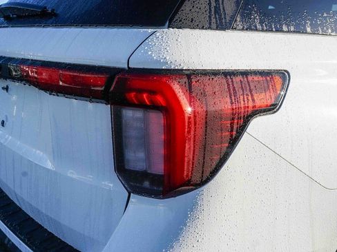 New 2026 Ford Explorer ST-Line w/ ST-Line Street Pack image 7