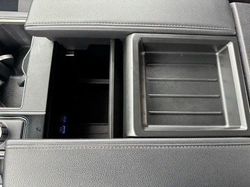 Used 2022 Toyota Tundra SR5 w/ SR5 Convenience Package image 17