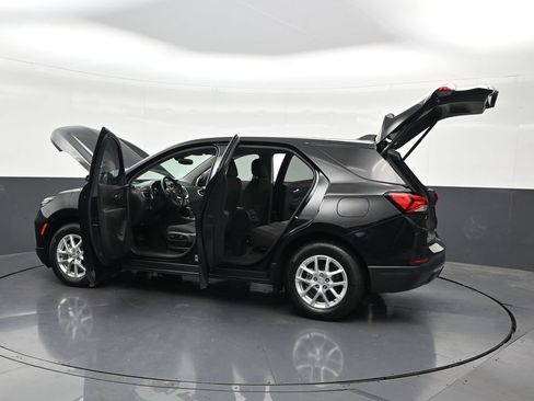 Used 2023 Chevrolet Equinox LT FWD image 39