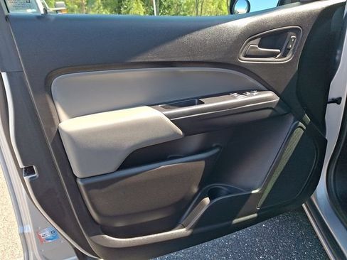 Certified 2018 Chevrolet Colorado W/T w/ WT Convenience Package AWD/4WD image 12