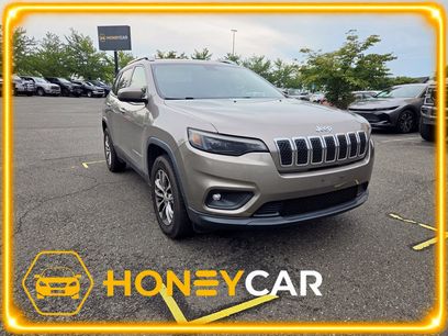 Used 2019 Jeep Cherokee Latitude Plus