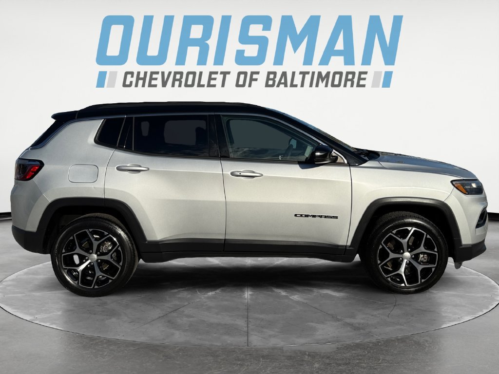 Used 2024 Jeep Compass Limited AWD/4WD image 7