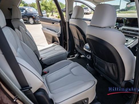 Used 2023 Hyundai Palisade Limited FWD image 14