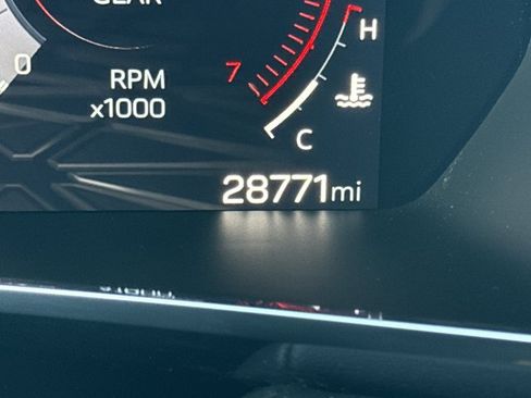 Used 2024 GMC Canyon Elevation w/ Convenience Package RWD image 18