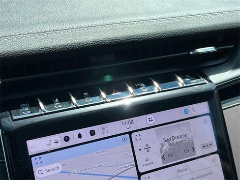 Used 2023 Jeep Grand Cherokee 4WD 4xe image 26