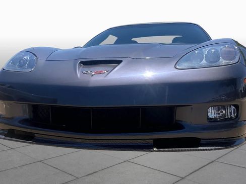 Used 2011 Chevrolet Corvette Grand Sport w/ Preferred Equipment Group RWD image 29