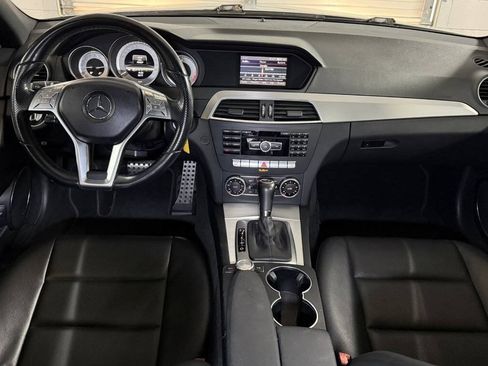 Used 2013 Mercedes-Benz C 250 Sedan image 11