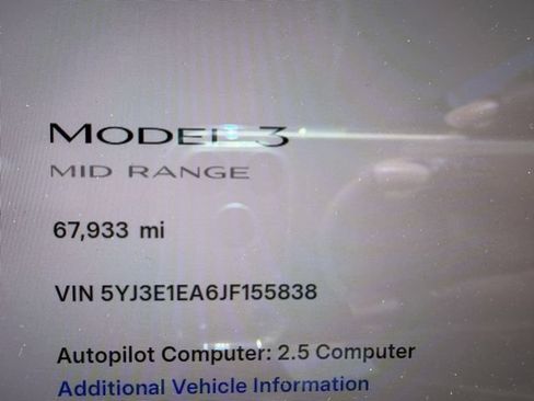 Used 2018 Tesla Model 3 Mid Range RWD image 17