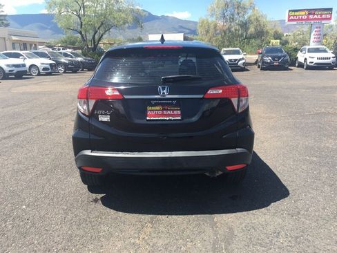 Used 2021 Honda HR-V LX image 4