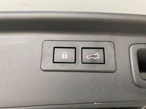 Certified 2024 Subaru Forester Limited AWD/4WD image 8