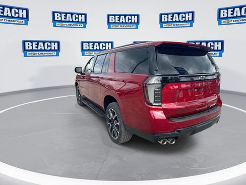 New 2026 Chevrolet Suburban RST w/ Comfort Package AWD/4WD image 6