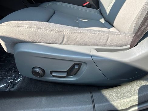Used 2022 Polestar Polestar 2 w/ Plus Package AWD/4WD image 32