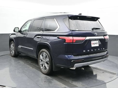 Used 2024 Toyota Sequoia Capstone AWD/4WD image 10