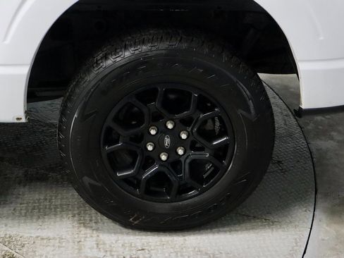 Certified 2024 Ford F150 XLT w/ XLT Black Appearance Package image 19