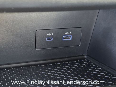 Used 2024 Nissan Pathfinder SV FWD image 30