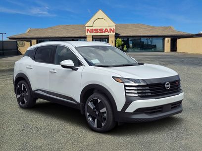 Used 2025 Nissan Kicks SR w/ Illumination Package