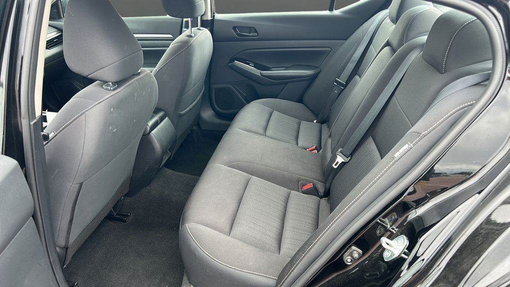Used 2023 Nissan Altima 2.5 SV FWD image 16
