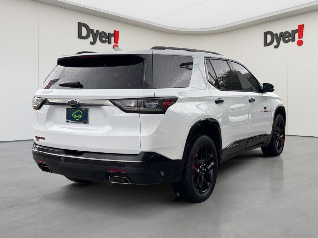 Used 2019 Chevrolet Traverse Premier w/ Redline Edition FWD image 3