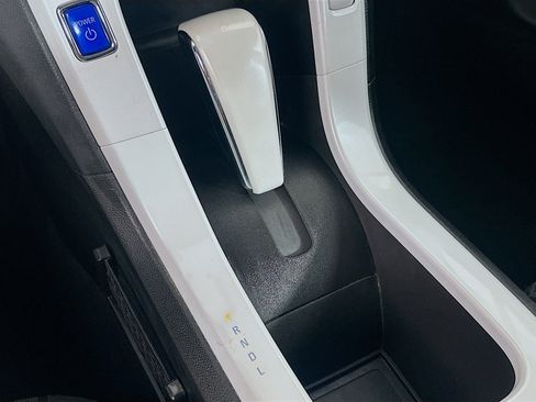 Used 2013 Chevrolet Volt w/ Enhanced Safety Package 2 image 25