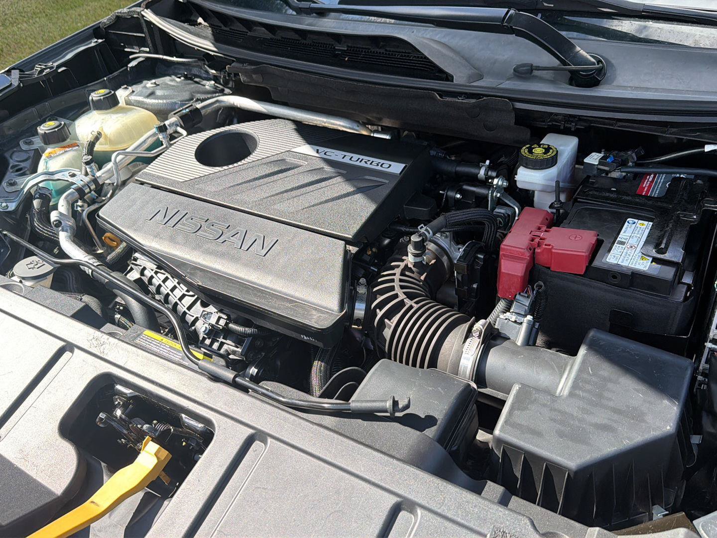 Used 2023 Nissan Rogue S AWD/4WD image 33