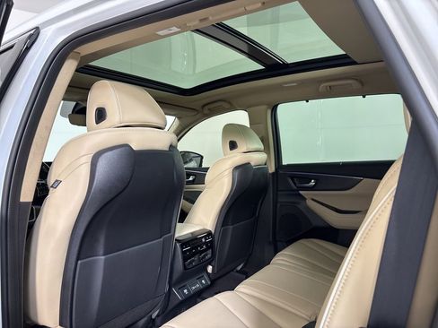 Used 2022 Acura MDX Advance image 17