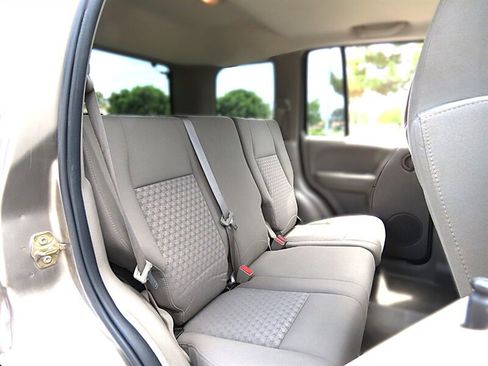 Used 2006 Jeep Liberty Sport AWD/4WD image 24