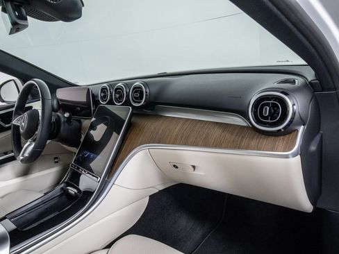 Used 2024 Mercedes-Benz C 300 4MATIC Sedan image 18