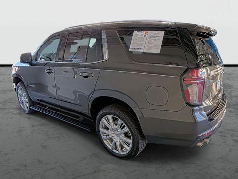 Used 2021 Chevrolet Tahoe High Country w/ Premium Package image 11