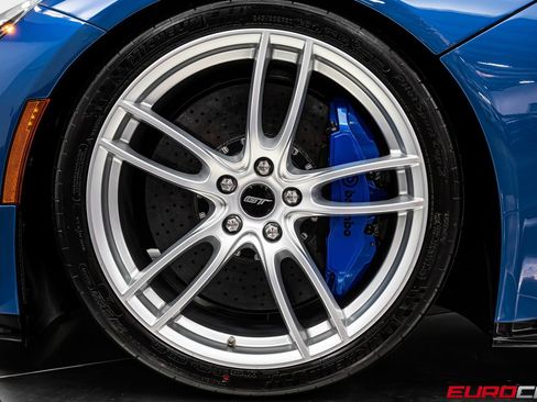 Used 2022 Ford GT RWD image 30