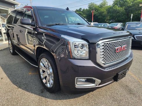 Used 2016 GMC Yukon XL Denali w/ Open Road Package AWD/4WD image 3
