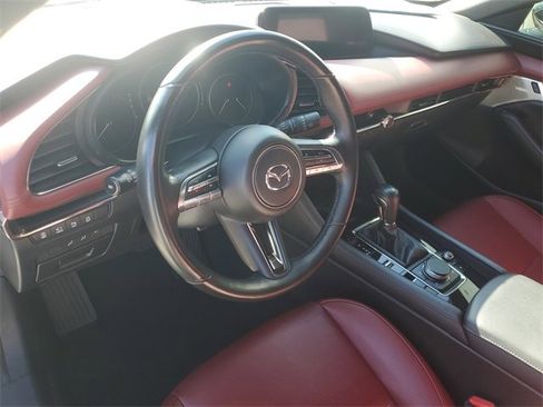 Certified 2023 MAZDA MAZDA3 Hatchback w/ Appearance Package image 17