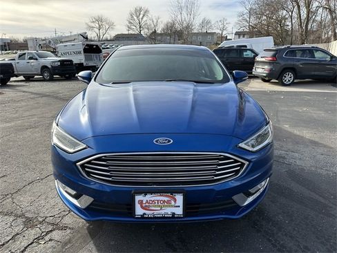 Used 2018 Ford Fusion Titanium image 3