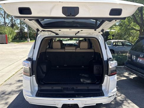 Used 2014 Toyota 4Runner Limited AWD/4WD image 19