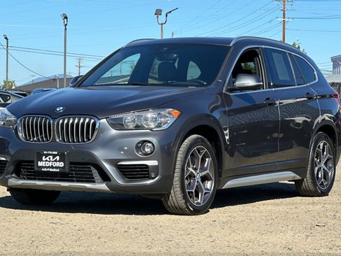 Used 2019 BMW X1 xDrive28i w/ Convenience Package AWD/4WD image 9