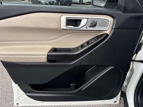Used 2020 Ford Explorer Limited image 34