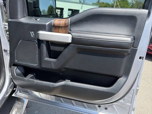 Used 2020 Ford F150 Lariat AWD/4WD image 14