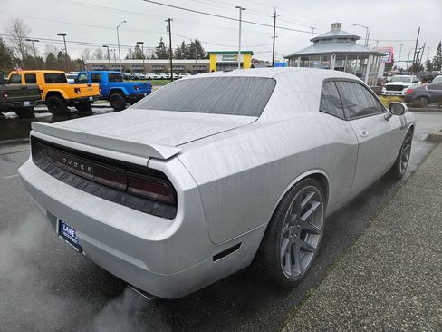Used 2009 Dodge Challenger R/T image 5