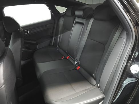 Used 2026 Honda Civic Sport image 31