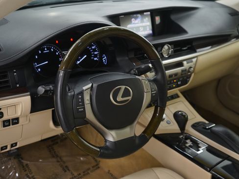 Used 2013 Lexus ES 350 350 image 19