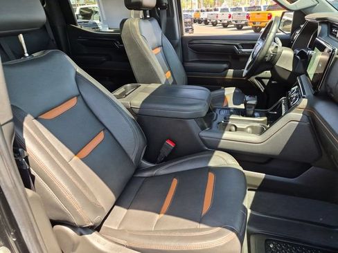Used 2023 GMC Sierra 1500 AT4 w/ AT4 Premium Package AWD/4WD image 30