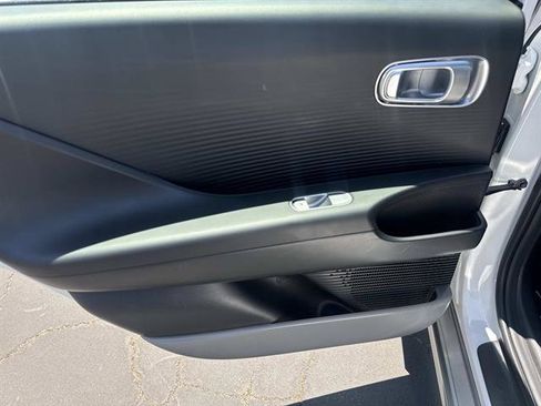 Used 2023 Hyundai Ioniq 6 SE RWD image 10