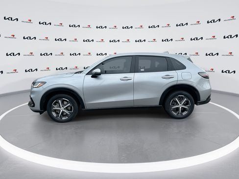 Used 2023 Honda HR-V EX-L image 5