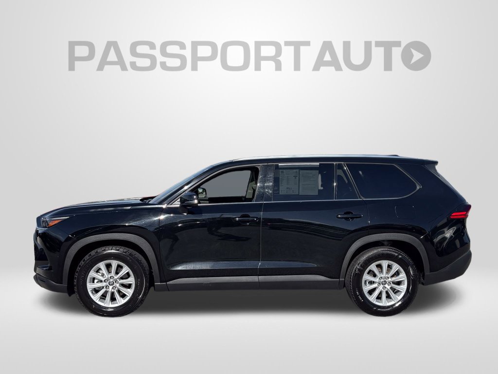 Certified 2025 Toyota Grand Highlander AWD image 2