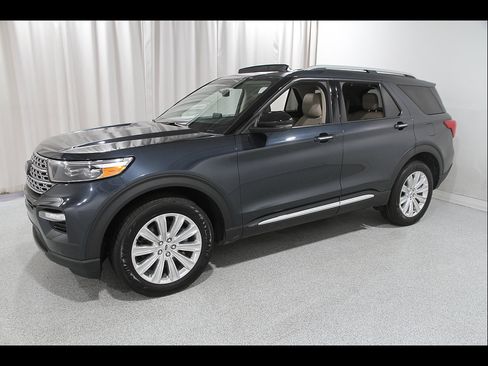 Certified 2023 Ford Explorer Limited w/ Hybrid Equipment Group 310A AWD/4WD image 3