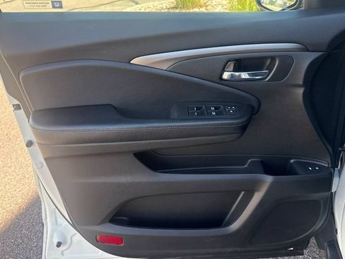 Used 2017 Honda Pilot EX-L image 25
